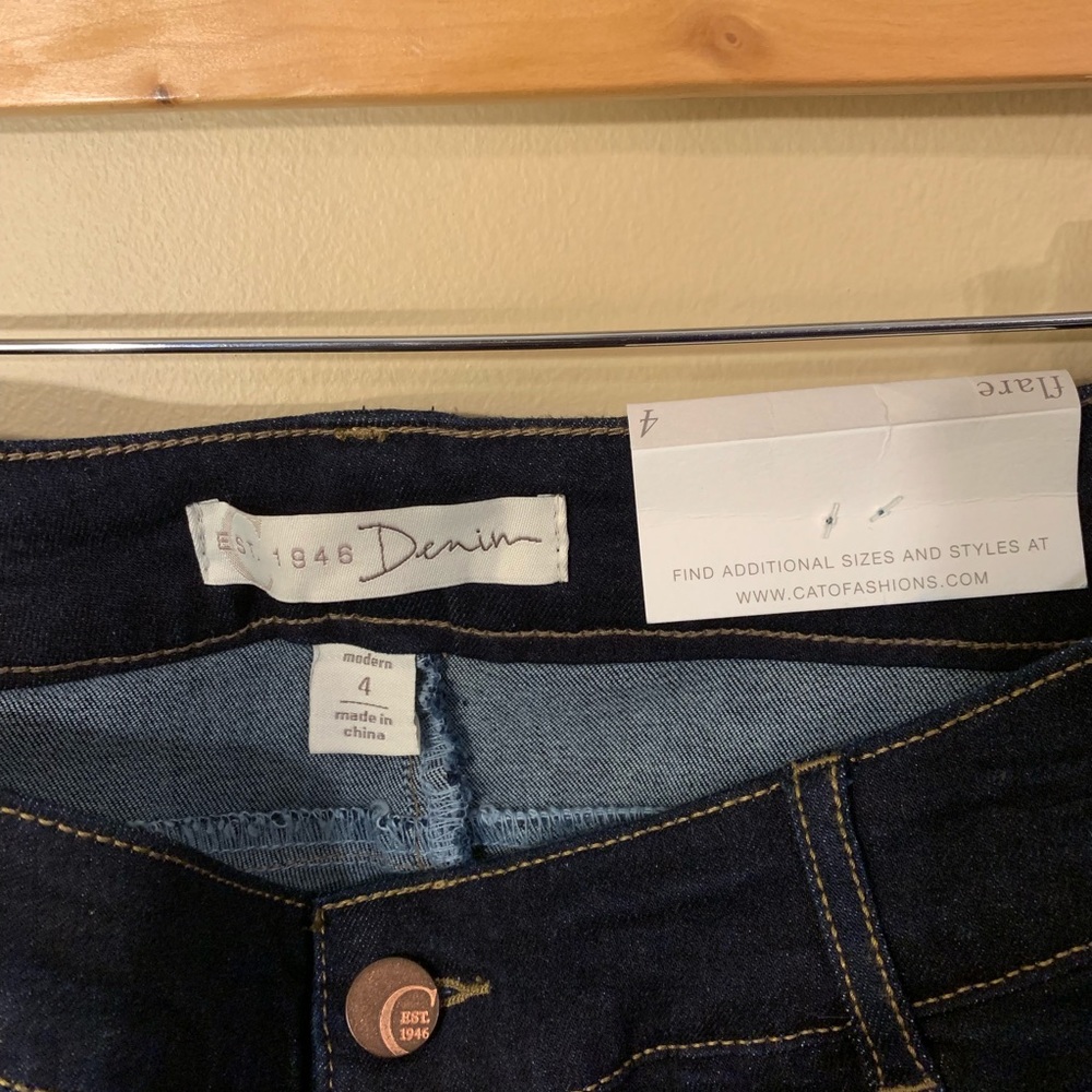 EST. 1946 denim jeans